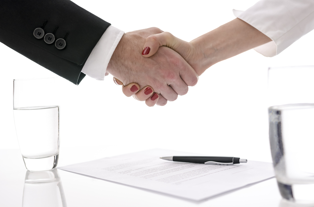 ¿En qué consiste la renovación de los contratos inferiores a un año?