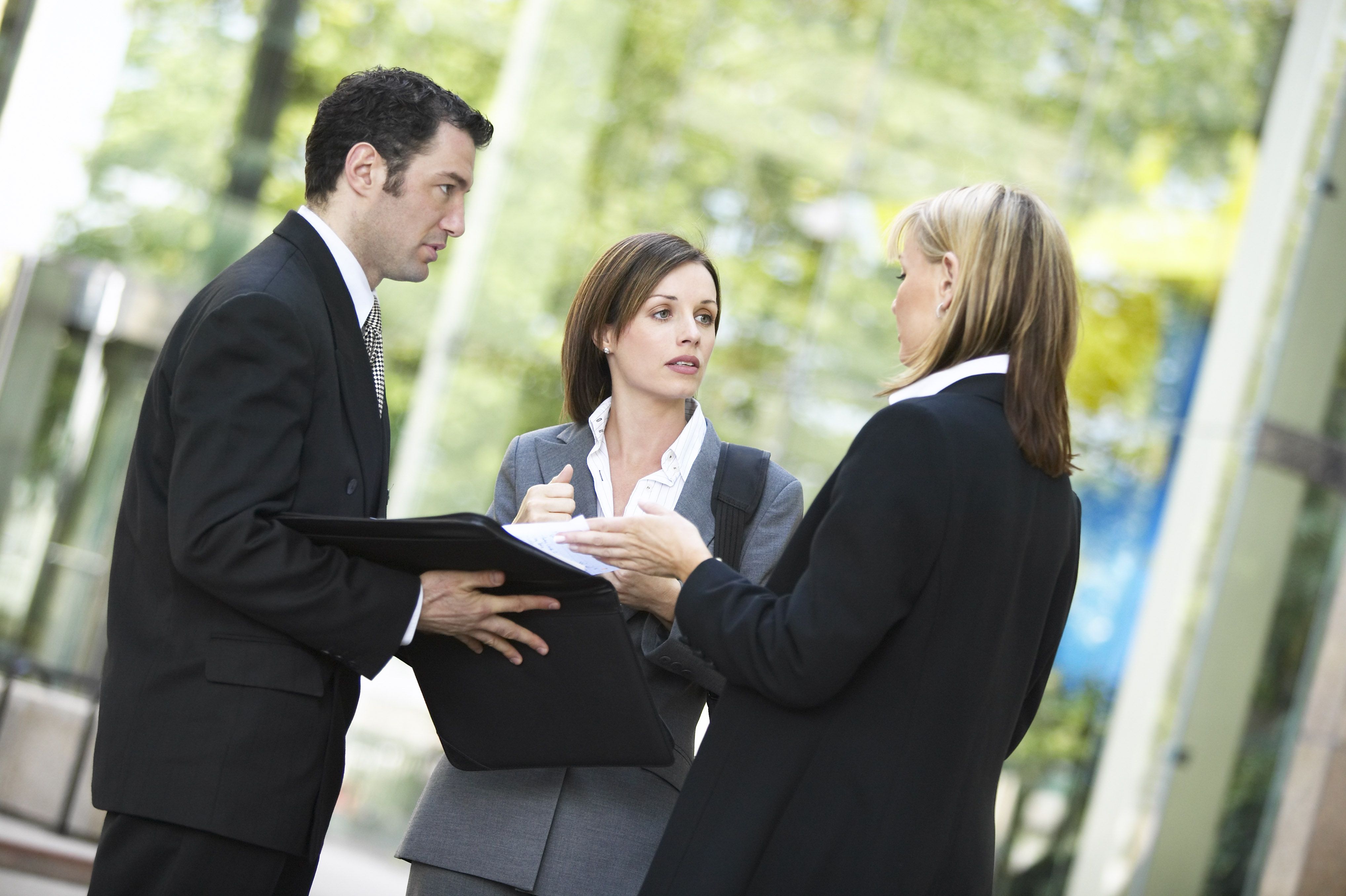 ¿Qué caracteriza a un contrato de compraventa?