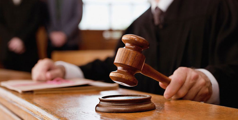 ¿Qué obligaciones debe cumplir el deudor en un contrato de derechos litigiosos?